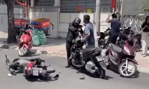 TP HCM: Công an đang xác minh 2 clip phản cảm liên quan 1 người đàn ông