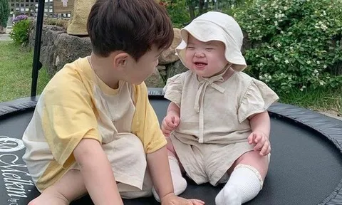 Nếu sau "độ tuổi vàng" này mà mẹ chưa dạy con về sự yêu thương thì e rằng sẽ muộn mất