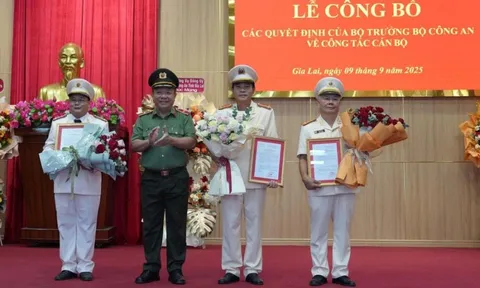 Công an tỉnh Gia Lai công bố các quyết định của Bộ trưởng Bộ Công an về công tác cán bộ