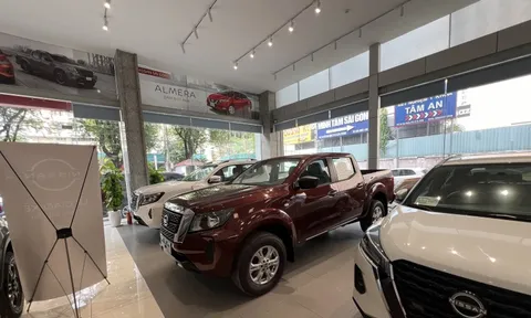 Nhiều mẫu xe chỉ bán được vài ba chiếc do... tháng cô hồn
