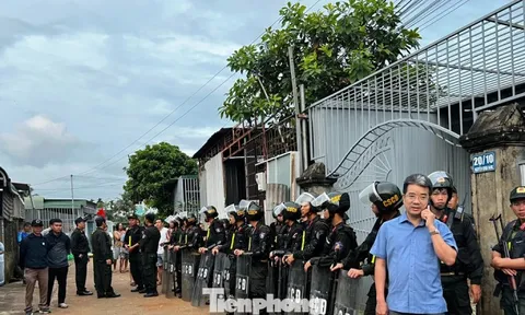 Nóng: Hàng trăm cán bộ, công an truy bắt nghi phạm sát hại 4 người trong đêm