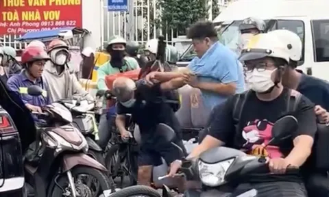 Đã xác định được người đàn ông đánh cụ ông ở giao lộ trung tâm TP HCM