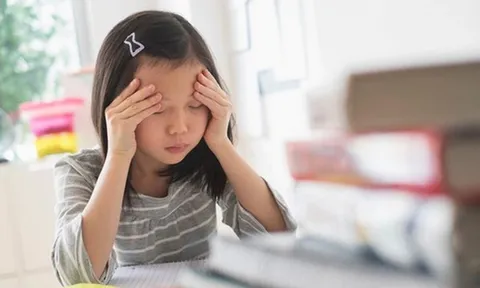 Sau khi con thành công, chuyên gia Mỹ phát hiện bố mẹ thường nuối tiếc về 4 việc làm này: Nhận ra sớm tốt cho tương lai của trẻ