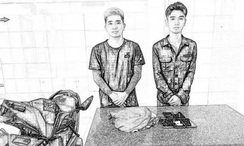 Bắt 2 chủ kênh TikTok chuyên dàn dựng clip phản cảm, gây rối trật tự