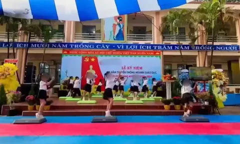 Tranh cãi clip học sinh tiểu học xếp hàng đứng bục, nhảy bắt trend TikTok trong lễ khai giảng