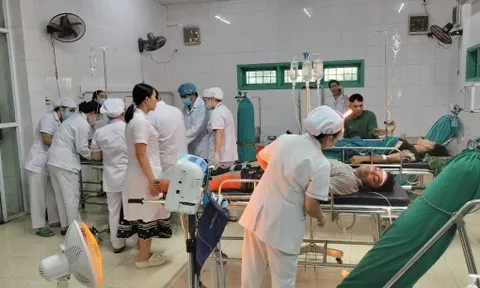 Vụ xe tải mất lái lao vào chợ làm 3 người tử vong: Có 1 nạn nhân người Lào