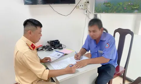 Từ tin báo của người dân, tài xế lái xe buýt vượt ẩu ở Đồng Nai bị xử lý