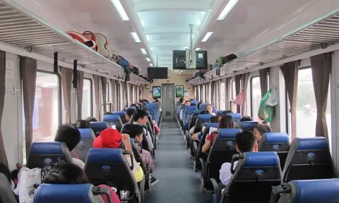 Thử nghiệm đưa đón cán bộ, viên chức Hải Phòng bằng tàu hoả