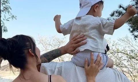 Con có RỰC RỠ được hay không, gần như phụ thuộc hoàn toàn vào sự đưa đường chỉ lối của bố mẹ