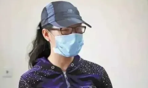 Rút hơn 11 triệu đồng tiền tiết kiệm nhưng lại nhận được 111 triệu, người phụ nữ mang đến trả thì ngân hàng khẳng định: “Chúng tôi không thiếu tiền”