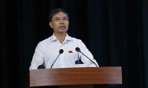 Chủ tịch Đà Nẵng: "Ở đâu công việc bị chậm, một là do tác phong của cán bộ, hai là năng lực"