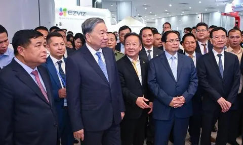 Ứng dụng AI, 'siêu cảng' SuperPort™ của T&T Group gây ấn tượng tại VIIE 2025
