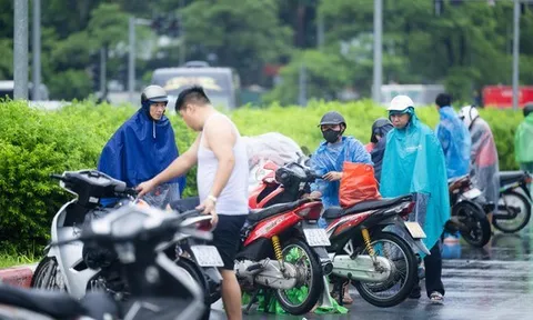 Nhiều người Hà Nội hôm nay ra đường là mất... ngày lương!