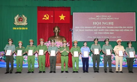 Thưởng nóng cho các tập thể, cá nhân phá án nhanh vụ 3 người trong 1 gia đình ở Đồng Nai bị sát hại
