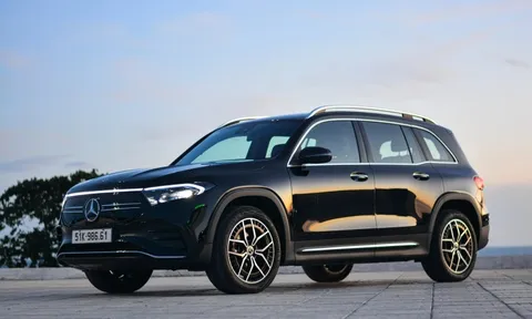Mercedes-Benz EQB khai tử