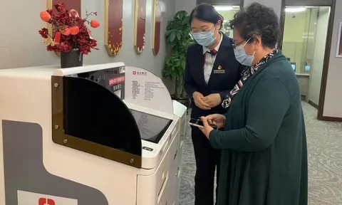 Gửi tiết kiệm 80 triệu/tháng suốt 3 năm, đến ngày đáo hạn, người phụ nữ chết sững nhận thông báo: “Số tiền này đâu phải của 1 mình chị?”
