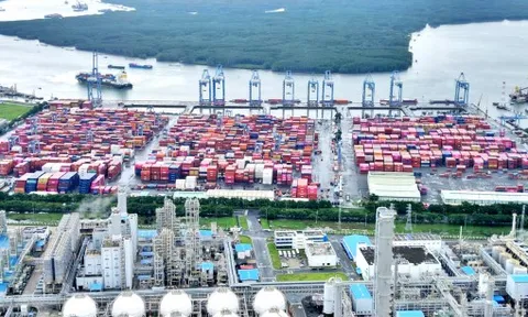 Liên kết cảng Cái Mép - Cần Giờ - sân bay Long Thành thành tổ hợp logistics toàn cầu