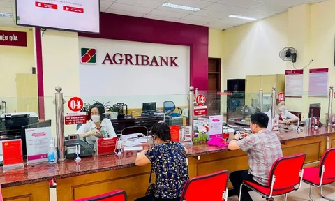 Từ nay, người dân được làm thủ tục cấp đổi sổ đỏ tại Agribank