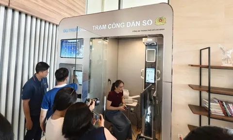 Công an TP HCM lần đầu ra mắt "Trạm công dân số"