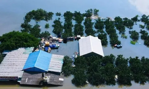 Lũ trên sông Cầu tại Hà Nội và Bắc Ninh đang lên, nguy cơ ngập lụt kéo dài