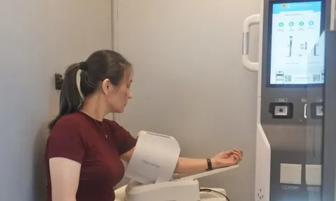 Công an TPHCM lần đầu ra mắt “Trạm công dân số” phục vụ người dân