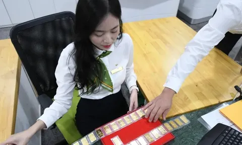 Nhập khẩu vàng: 'Miếng bánh' siêu lợi nhuận dành cho ngân hàng?
