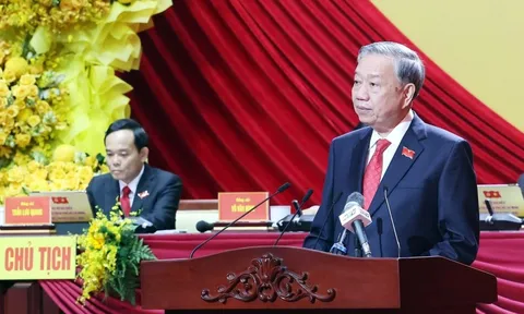 NGUỒN CỔ VŨ TO LỚN
