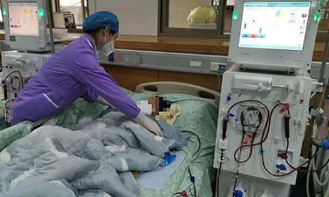 Người phụ nữ 29 tuổi suy thận sau khi ăn mì kiểu "quen thuộc"