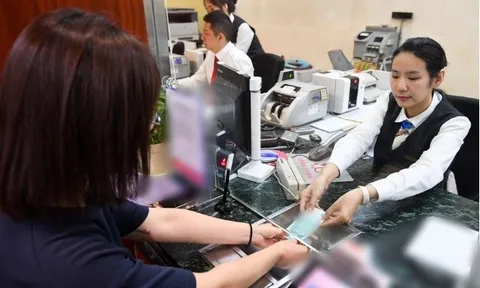 Bố chồng mất, con dâu đi rút tiền thừa kế: Câu nói của nhân viên ngân hàng khiến người phụ nữ sốc