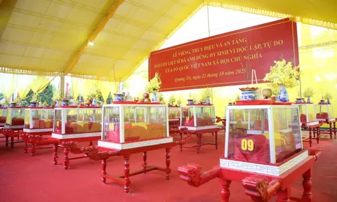Xúc động lễ truy điệu, an táng 34 hài cốt liệt sĩ quy tập ở Thành cổ Quảng Trị và Trường Bồ Đề