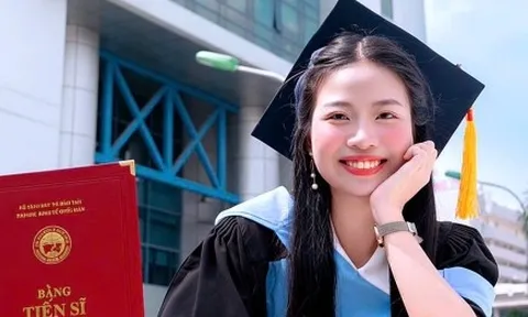Nữ tiến sĩ 25 tuổi hiếm có của Đại học Kinh tế Quốc dân