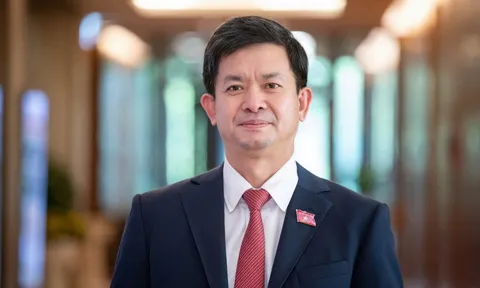 Miễn nhiệm Tổng Thư ký Quốc hội và Chủ nhiệm 2 Ủy ban của Quốc hội