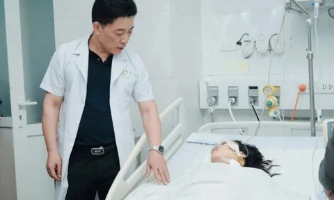 Những nữ anh hùng trước mũi dao của kẻ thủ ác