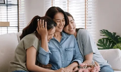Muốn biết tương lai con cái có hiếu thảo không chỉ cần nhìn vào 3 dấu hiệu sau: Nếu con bạn có đủ thì xin chúc mừng