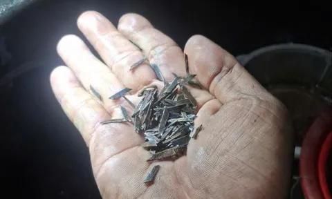 TP HCM: Đinh hình thoi xuất hiện trên đường Đỗ Mười