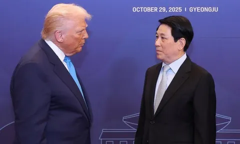 Gặp Chủ tịch nước Lương Cường, Tổng thống Donald Trump hứa thu xếp thời gian thăm Việt Nam
