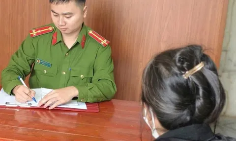 Người phụ nữ mang theo 1 mảnh giấy đến ngân hàng BIDV để chuyển khoản 100 triệu đồng: Công an đến tận nơi, yêu cầu hủy giao dịch