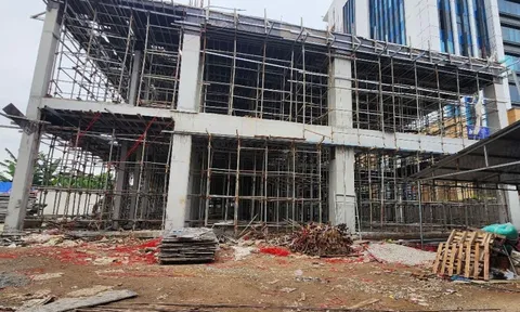 Sập giàn giáo khi đang thi công, 2 người tử nạn, 1 người bị thương