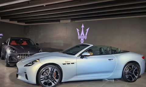 Bộ đôi xe điện Maserati Folgore chào sân, giá cao nhất 13,3 tỷ đồng