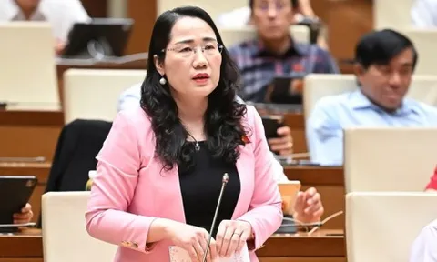 Người có kinh nghiệm làm luật, đọc hợp đồng bảo hiểm vẫn khó hiểu