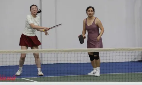 2 cô gái Tây Ninh lên ngôi vô địch Giải Pickleball Báo Phụ nữ TPHCM 2025