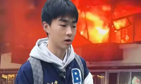 Chàng trai chân trần liều mình lao vào đám cháy để cứu 2 cụ già thoát cửa tử