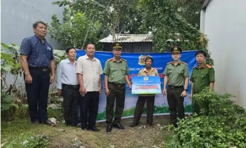 Mừng tết quân dân, Công an tỉnh An Giang xây dựng “Ngôi nhà 19/8”