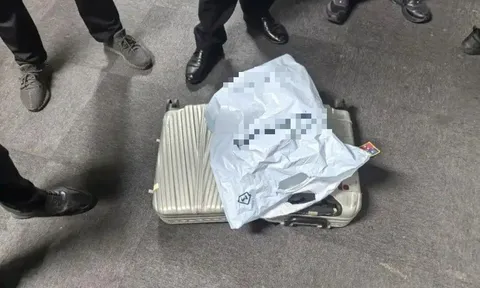 Người đàn ông phát hiện vali chứa gần 3 tỷ đồng tiền mặt, cảnh sát vào cuộc và cái kết bất ngờ