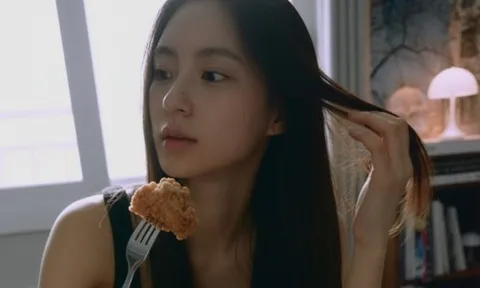 4 kiểu ăn uống khiến “gội thuốc tiên” tóc vẫn rụng lả tả: Rất nhiều chị em Việt thường mắc