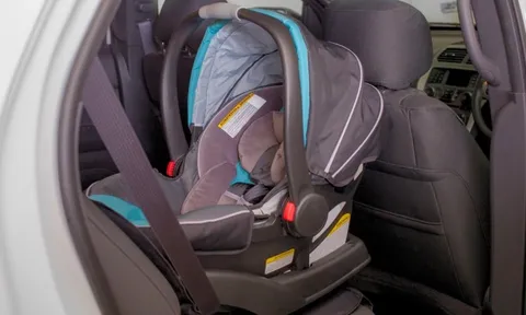 Ủy ban ATGT Quốc gia hướng dẫn phân loại và chọn lựa các thiết bị an toàn cho trẻ em trên ô tô theo đúng lứa tuổi