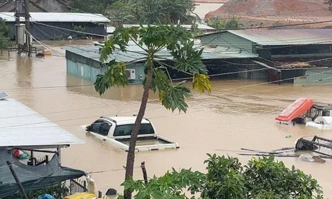 Gần 40 công nhân thi công dự án cao tốc ở Đắk Lắk mắc kẹt vì mưa lũ