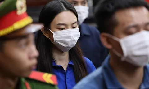 Tòa án lý giải vì sao không xem xét hành vi sản xuất kẹo Kera trong vụ án Thùy Tiên