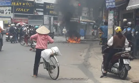 TPHCM: Cử tri băn khoăn khi sử dụng xe máy điện