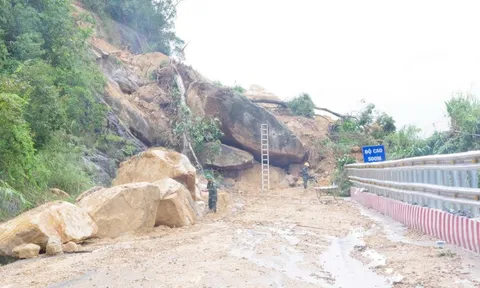 Khánh Hòa lại có mưa lớn, đèo Khánh Lê 3 đợt nổ mìn phá đá